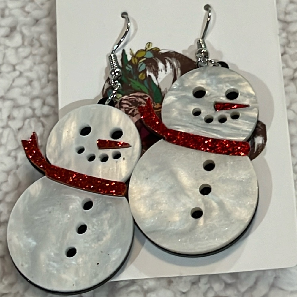 Darling snowman earrings
